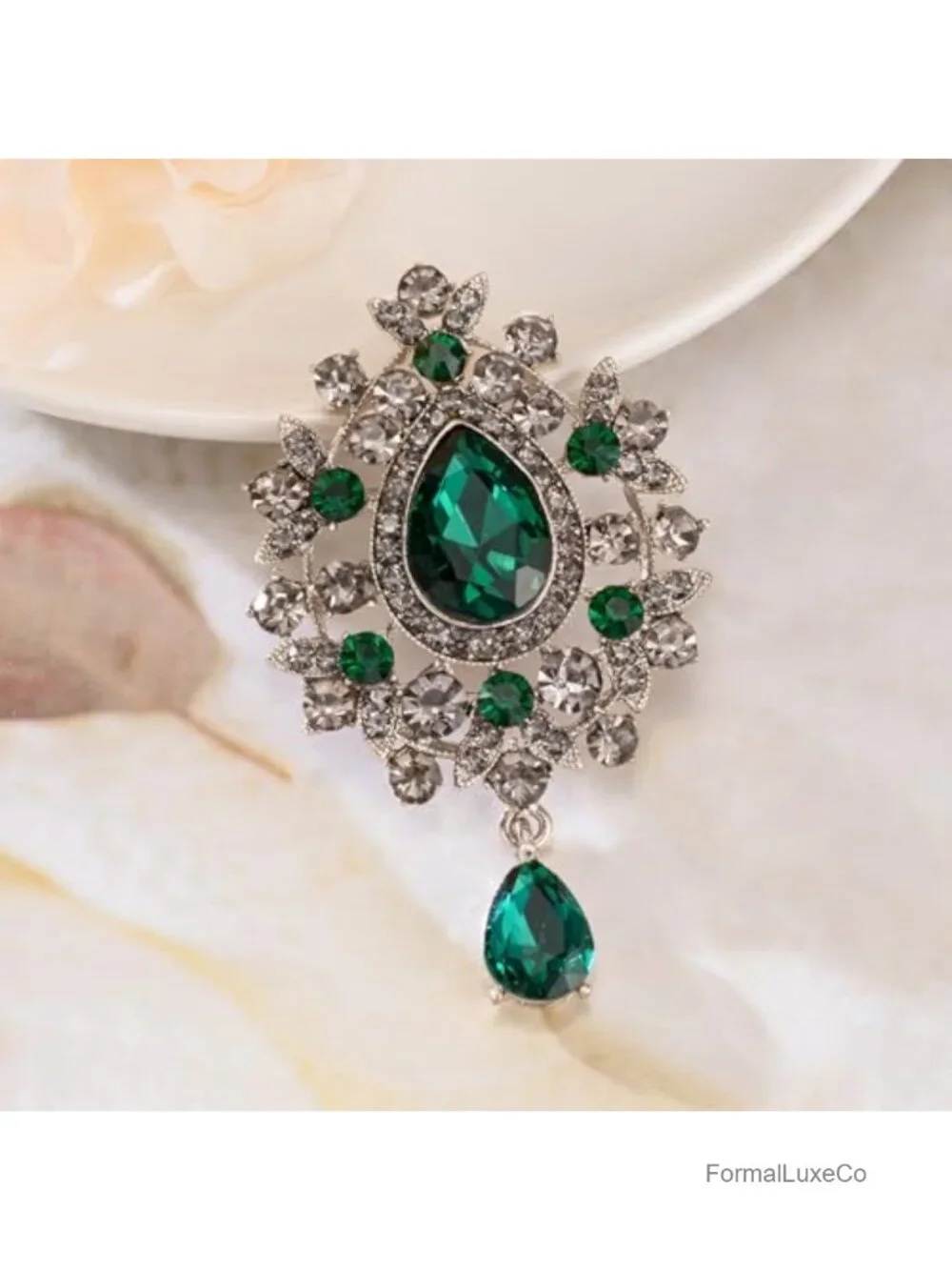 Vintage Crystal Rhinestone Brooch Pin for Women Sweater Scarf Coat